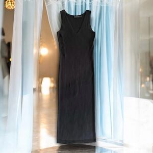 💕Donna Karan Collection Sleeveless V-Neck Ribbed Maxi Dress • BLACK • Medium